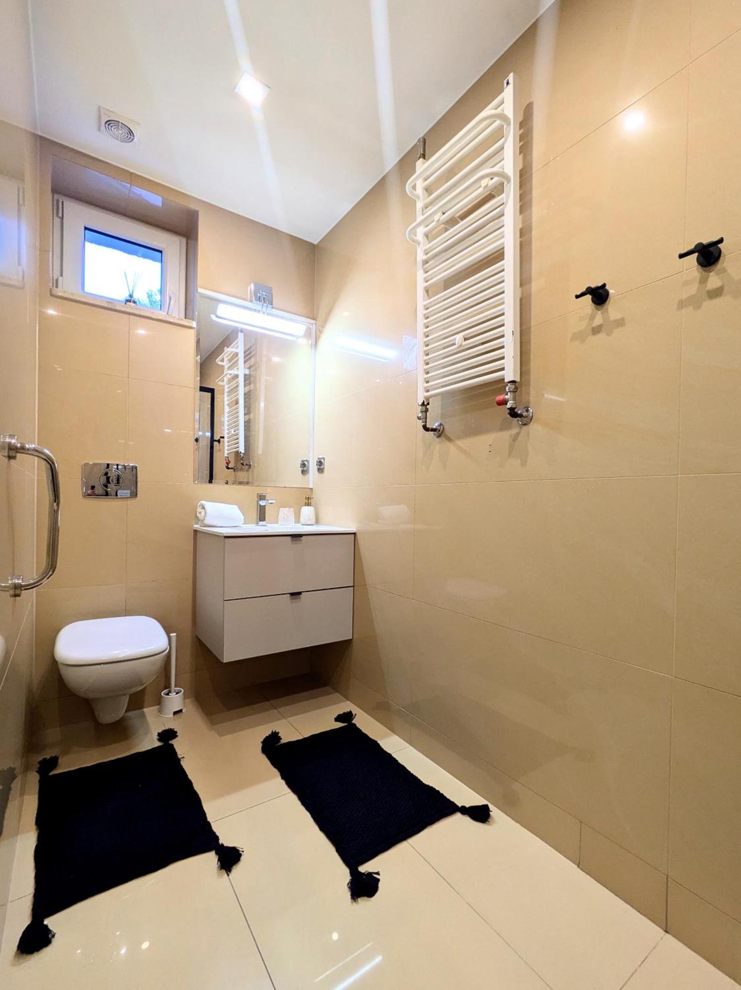 Sb With Sauna Privatunterkunft